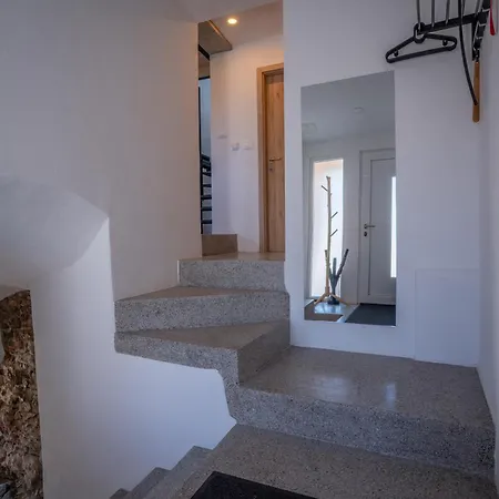 Počitniška hiša Sten House Skofja Loka